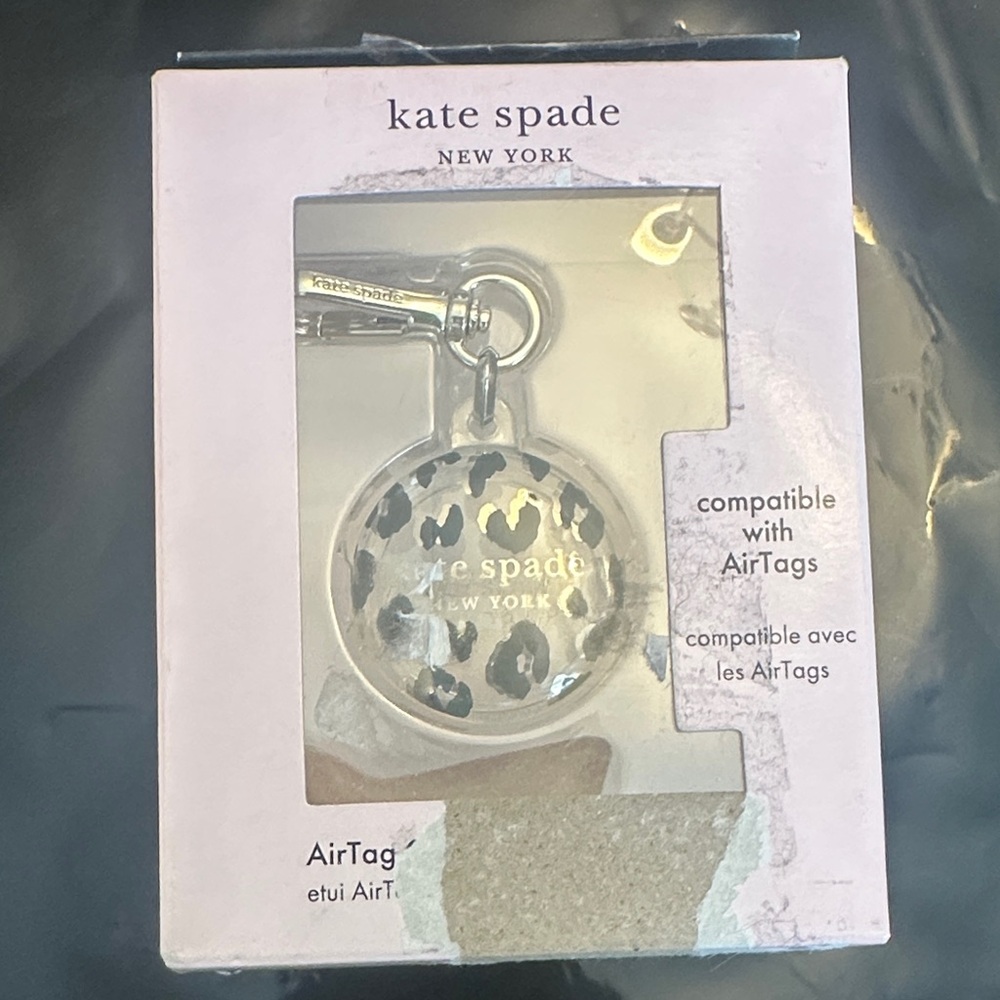 Kate Spade Leopard Print AirTag Case - Picture 1 of 3